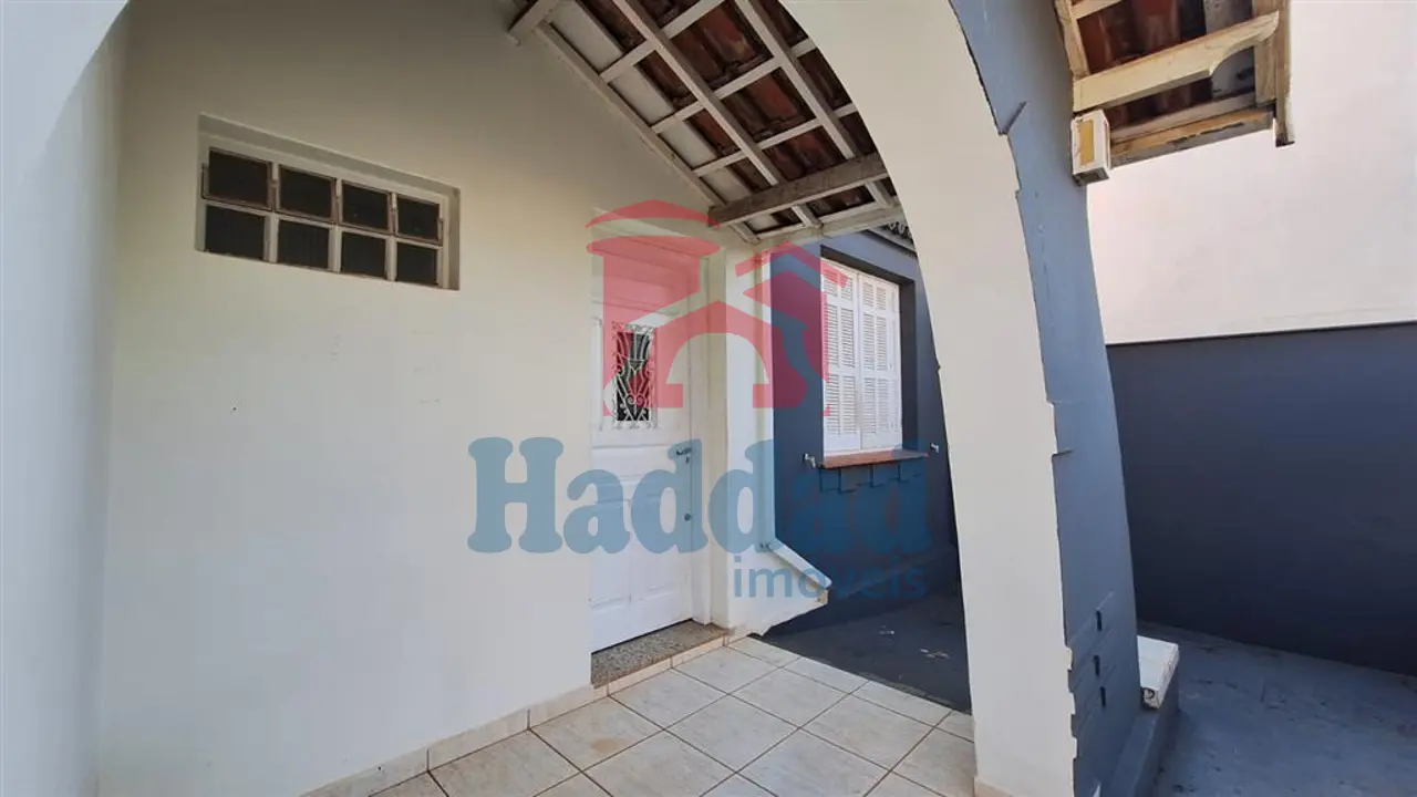 CASA NO CENTRO D BIRIGUI PARA MORADIA OU COMÉRCIO IDEAL PARA CLÍNICAS DE ESTÉTICA -SALÃO DE BELEZA E ESCRITÓRIO Ref: 5293 - 04