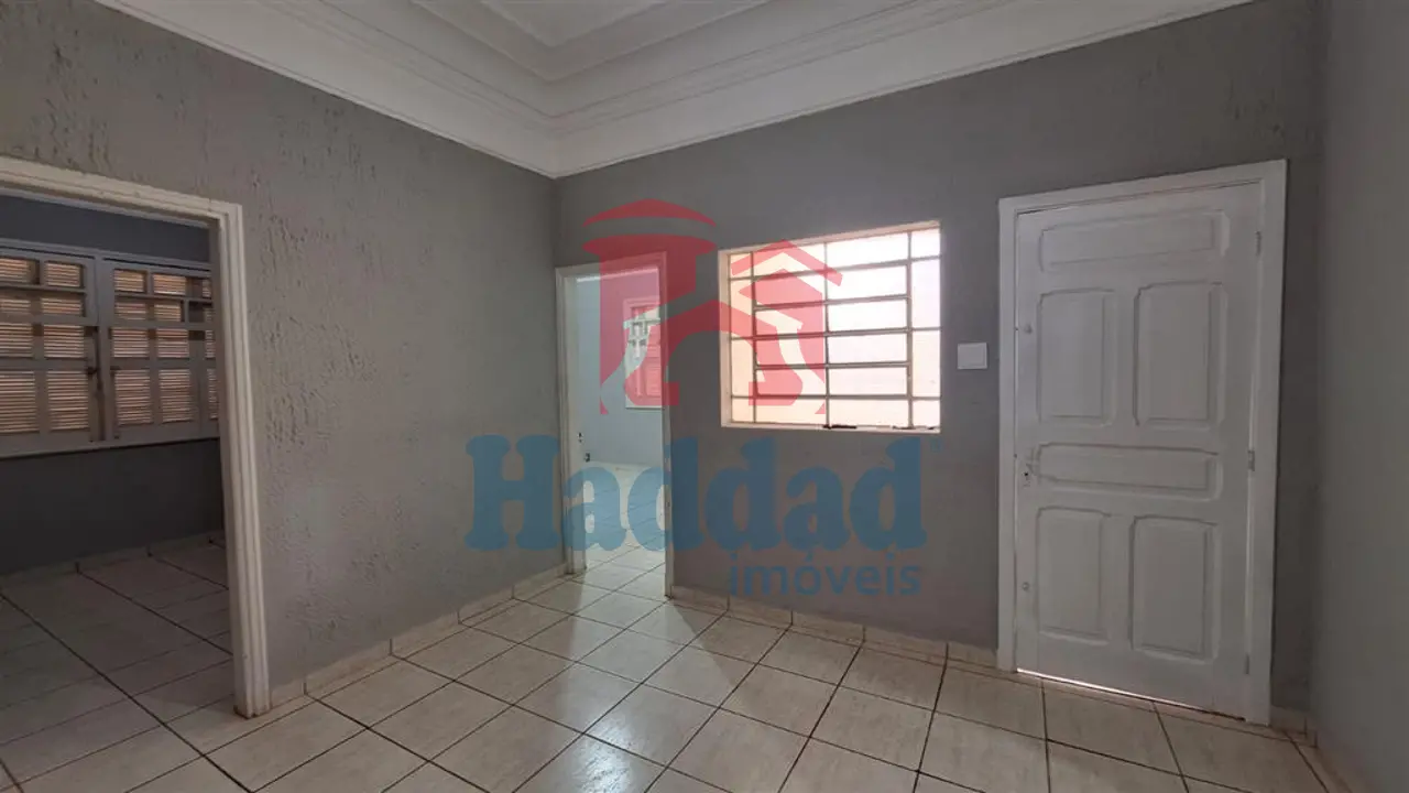 CASA NO CENTRO D BIRIGUI PARA MORADIA OU COMÉRCIO IDEAL PARA CLÍNICAS DE ESTÉTICA -SALÃO DE BELEZA E ESCRITÓRIO Ref: 5293 - 12