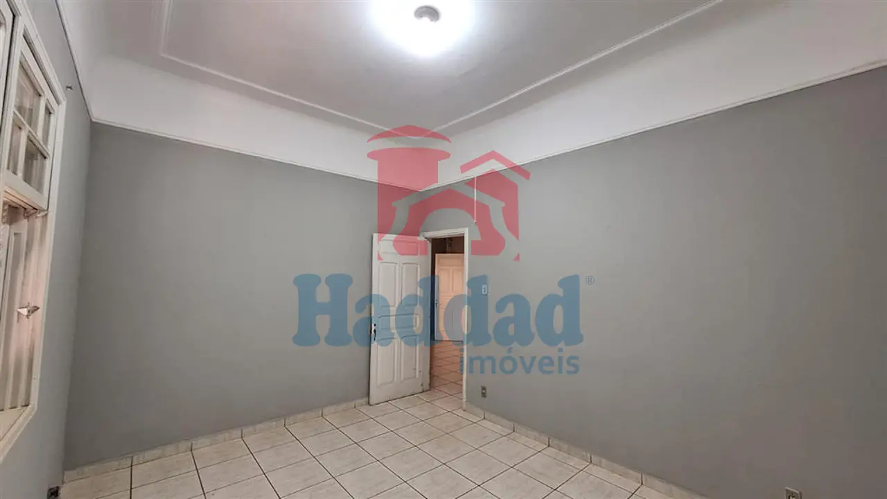 CASA NO CENTRO D BIRIGUI PARA MORADIA OU COMÉRCIO IDEAL PARA CLÍNICAS DE ESTÉTICA -SALÃO DE BELEZA E ESCRITÓRIO Ref: 5293 - 21