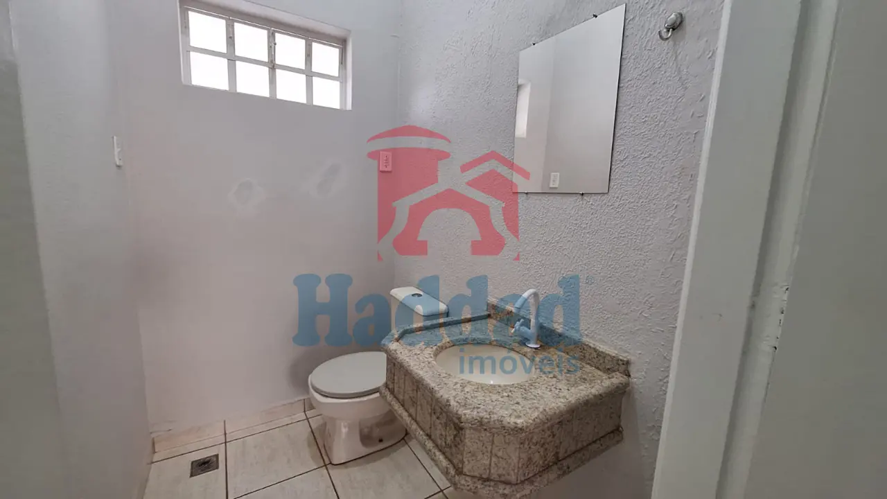 CASA NO CENTRO D BIRIGUI PARA MORADIA OU COMÉRCIO IDEAL PARA CLÍNICAS DE ESTÉTICA -SALÃO DE BELEZA E ESCRITÓRIO Ref: 5293 - 11