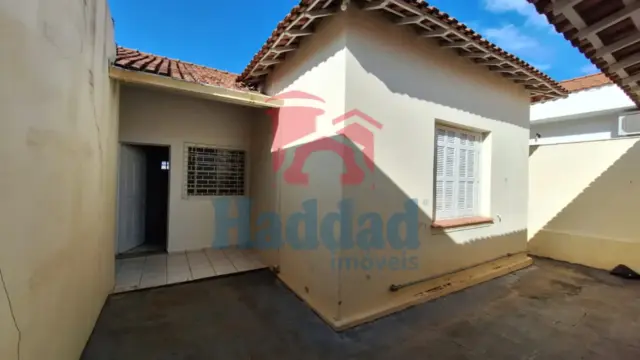 CASA NO CENTRO D BIRIGUI PARA MORADIA OU COMÉRCIO IDEAL PARA CLÍNICAS DE ESTÉTICA -SALÃO DE BELEZA E ESCRITÓRIO Ref: 5293 - 25