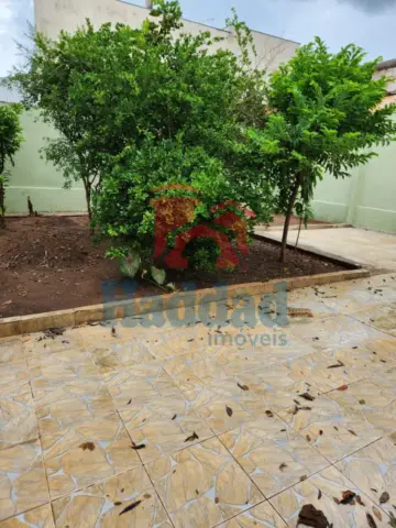 CASA COM SALÃO COMERCIAL  E OTIMA LOCALIZAÇÃO Ref: 6187 - F06187M