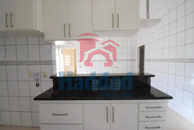 EXCELENTE CASA EM BAIRRO TRANQUILO Ref: 10722 - F05091N
