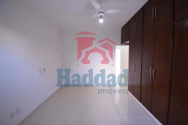 EXCELENTE CASA EM BAIRRO TRANQUILO Ref: 10722 - F05091R