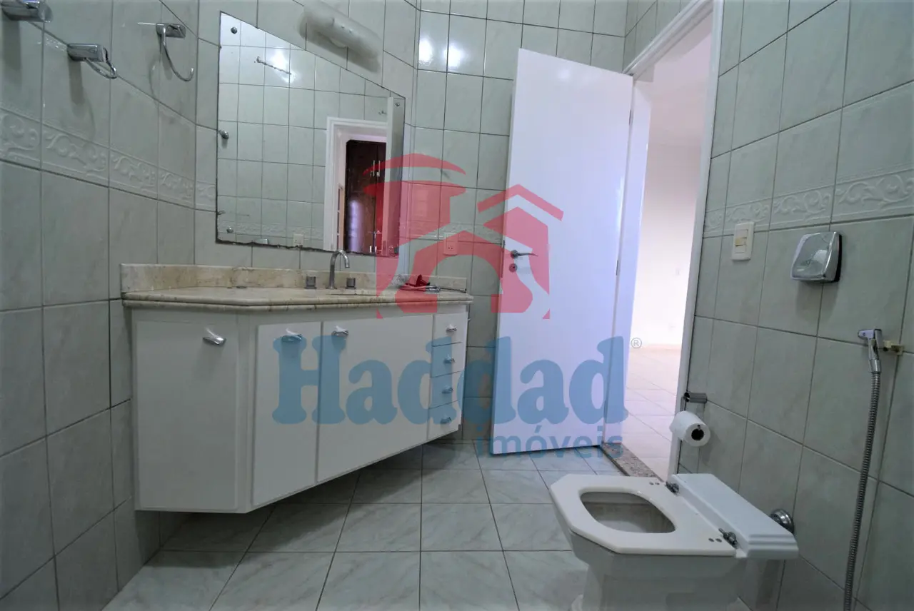 EXCELENTE CASA EM BAIRRO TRANQUILO Ref: 10722 - F05091T