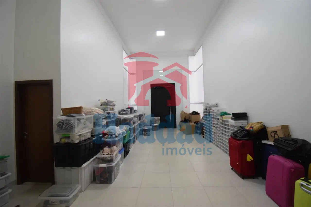 EXCELENTE CASA EM CONDOMINIO FECHADO DE ALTO PADRÃO Ref: 10805 - F14532A