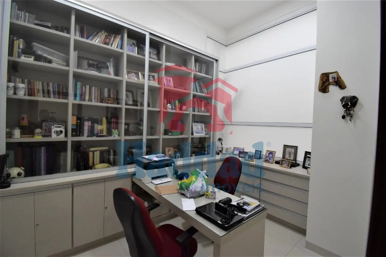 EXCELENTE CASA EM CONDOMINIO FECHADO DE ALTO PADRÃO Ref: 10805 - F14532C