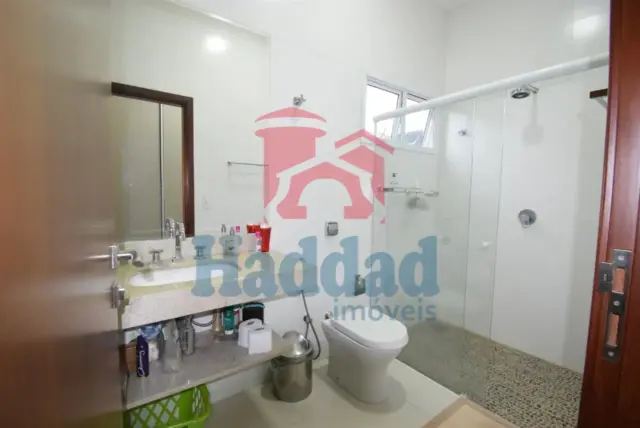 EXCELENTE CASA EM CONDOMINIO FECHADO DE ALTO PADRÃO Ref: 10805 - F14532AG