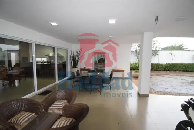 EXCELENTE CASA EM CONDOMINIO FECHADO DE ALTO PADRÃO Ref: 10805 - F14532AN