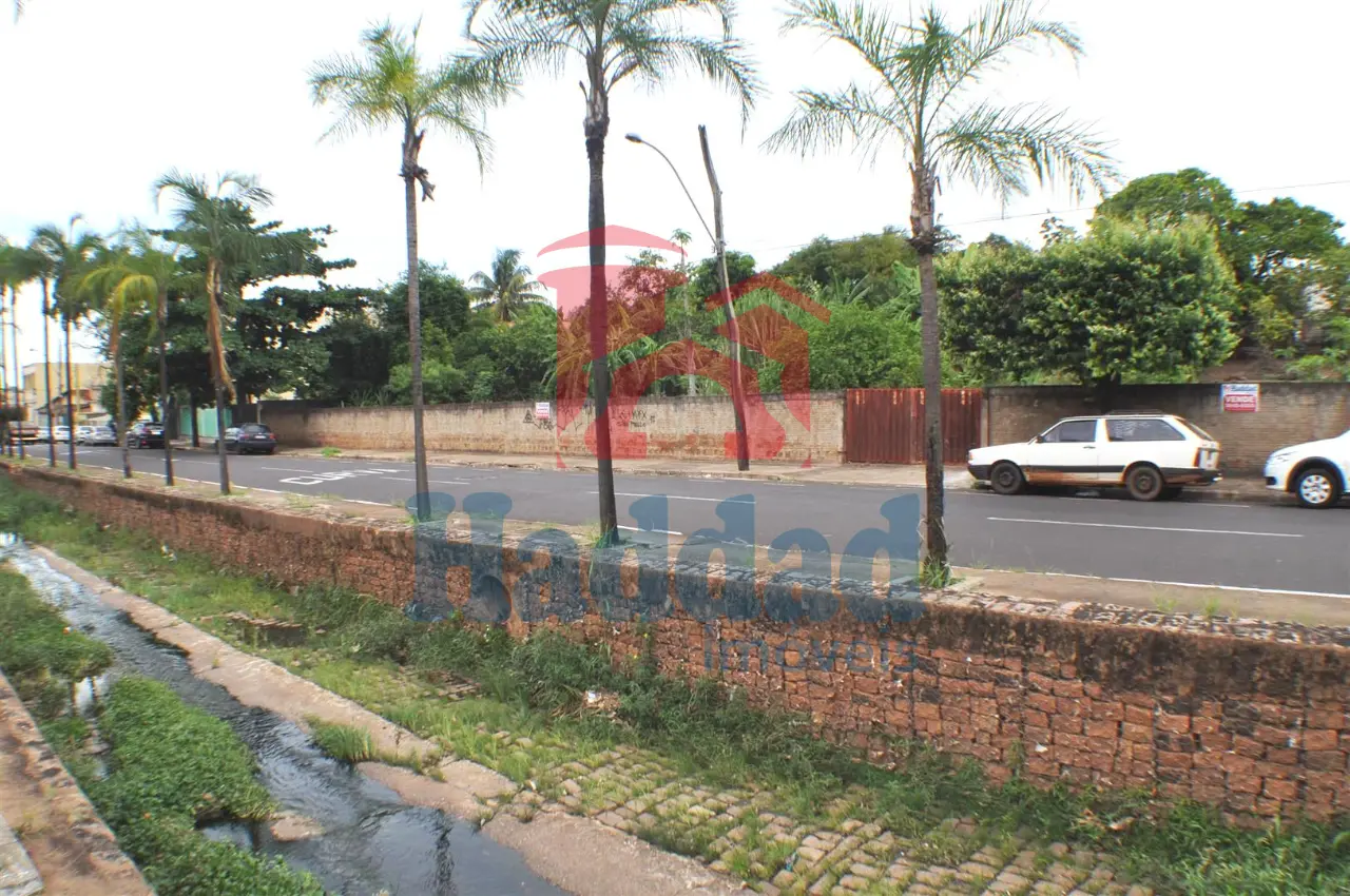 TERRENO AMPO EM LOCALIZAÇÃO PRIVILEGIADA EM BIRIGUI. Ref: 10864 - 04
