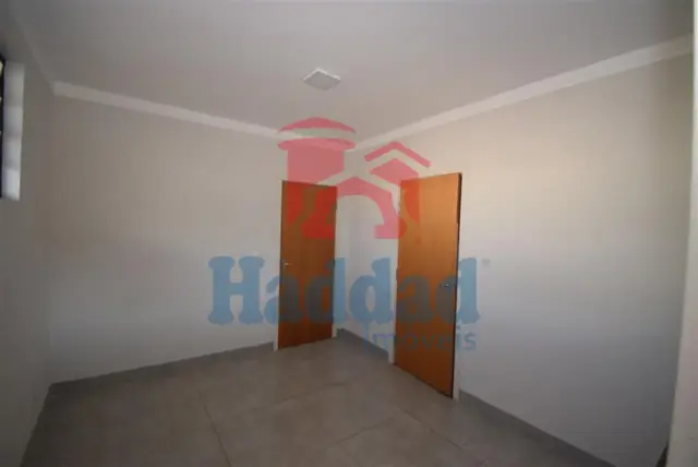 IMÓVEL COMERCIAL COM 2 PAVIMENTOS/GALPAO/SALAS DE ESQUINA / 550m² Ref: 11357