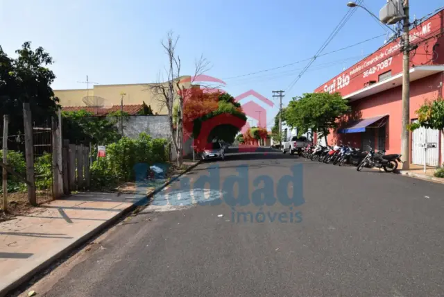 TERRENO COM ÓTIMA LOCALIZAÇÃO11.42  X  25 Ref: 14314