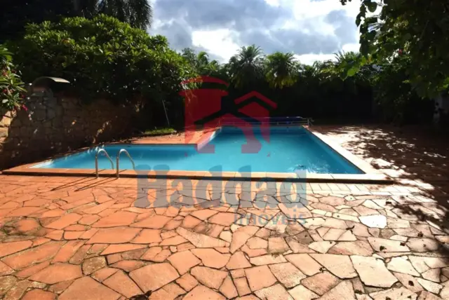 REFÚGIO PARTICULAR, CASA DE ALTO PADRÃO COM ECOSSISTEMA PRIVATIVO E LAZER COMPLETO PRA FAMILIA Ref: 15540