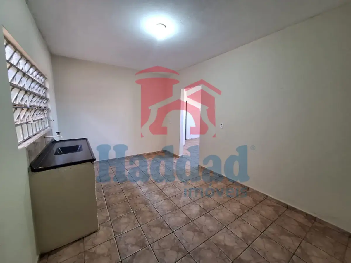 TRÊS CASAS  EM UM TERRENO!! – ÓTIMO NEGÓCIO PARA INVESTIR SEU DINHEIRO E OBTER RENDA. Ref: 15618 - 10