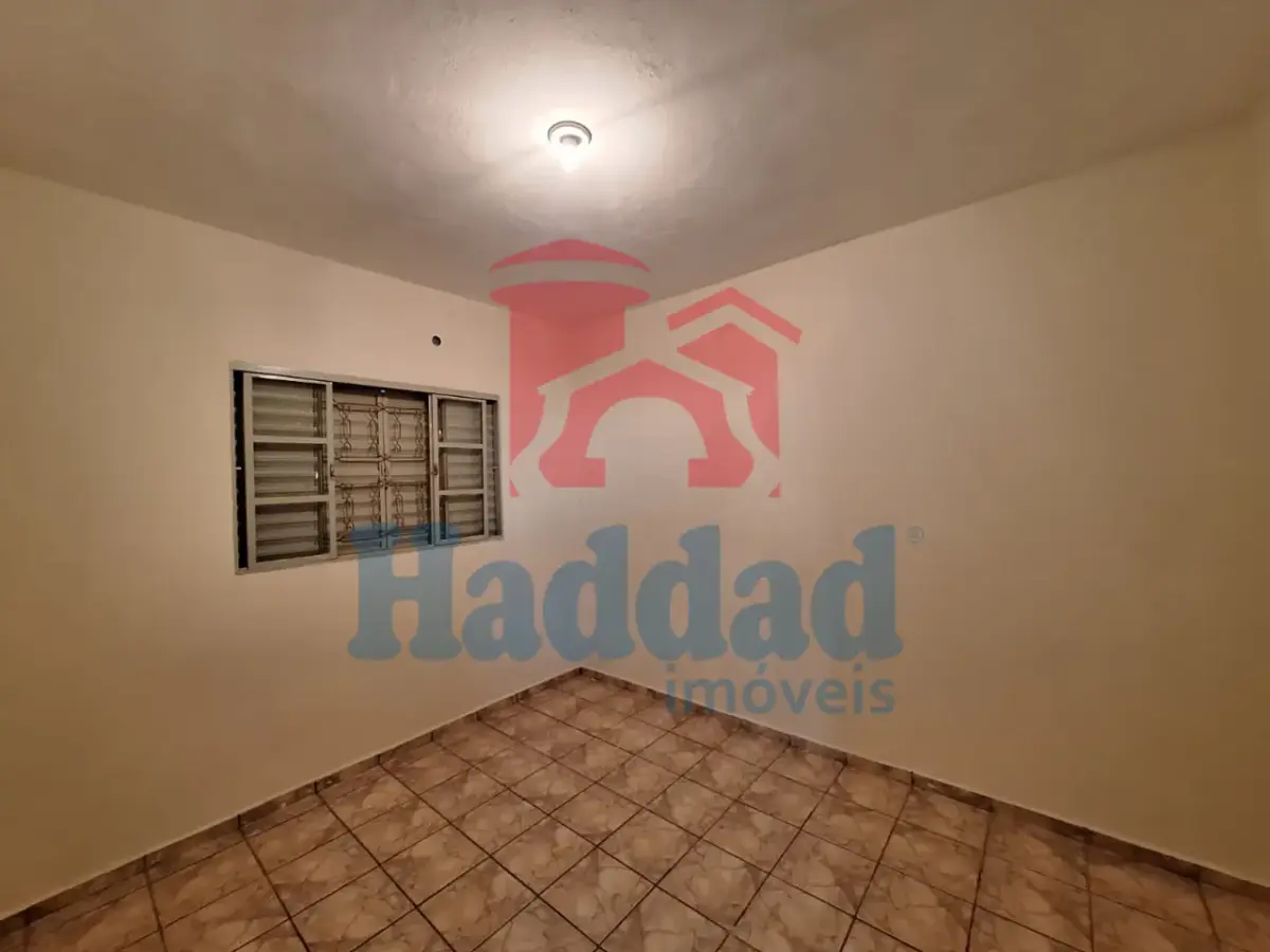 TRÊS CASAS  EM UM TERRENO!! – ÓTIMO NEGÓCIO PARA INVESTIR SEU DINHEIRO E OBTER RENDA. Ref: 15618 - 5