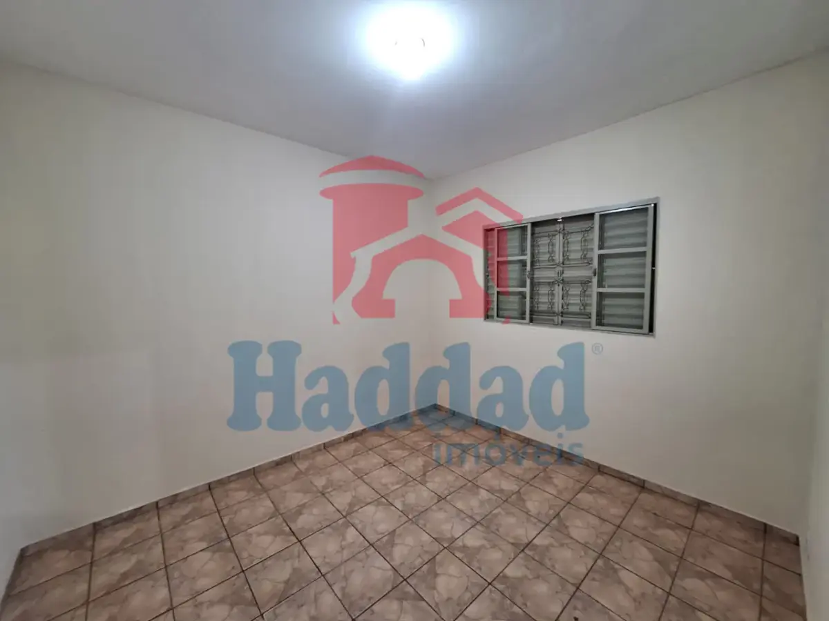 TRÊS CASAS  EM UM TERRENO!! – ÓTIMO NEGÓCIO PARA INVESTIR SEU DINHEIRO E OBTER RENDA. Ref: 15618 - 8