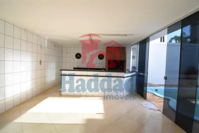 EXCELENTE CASA EM BAIRRO TRANQUILO Ref: 10722 - F10722B