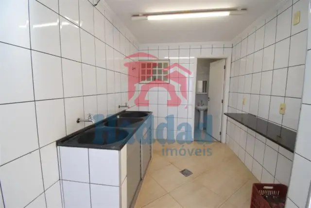 EXCELENTE CASA EM BAIRRO TRANQUILO Ref: 10722 - F10722F