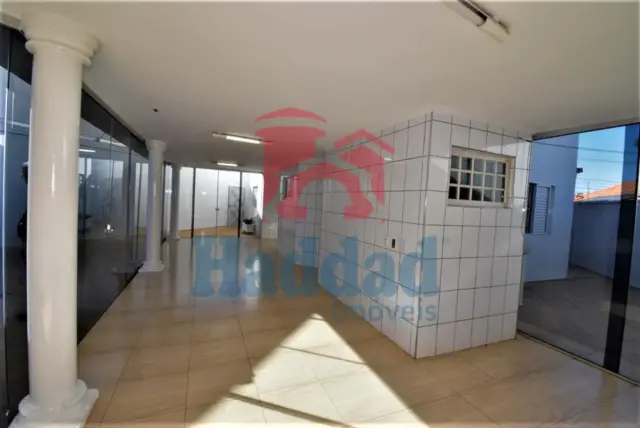 EXCELENTE CASA EM BAIRRO TRANQUILO Ref: 10722 - F10722L