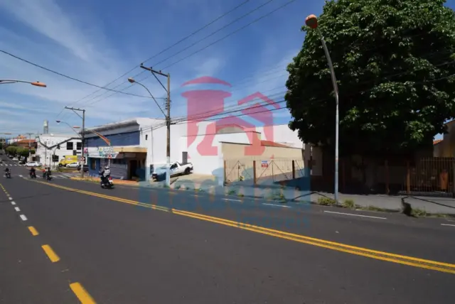 IMOVEL EM RUA COMERCIAL COM ALTO FLUXO Ref: 12471 - F12866B