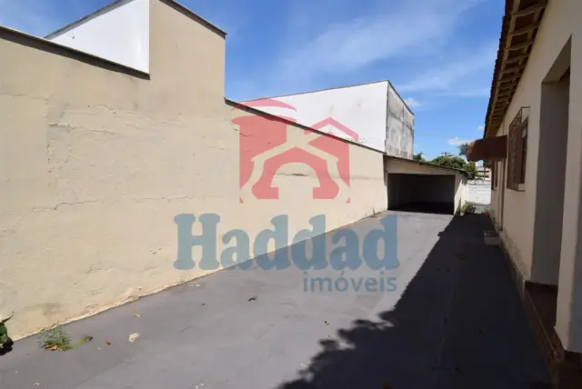 IMOVEL EM RUA COMERCIAL COM ALTO FLUXO Ref: 12471 - F12866E
