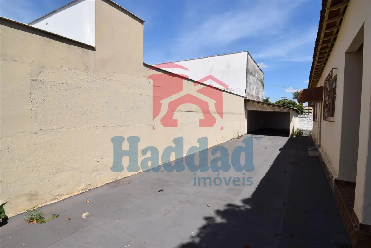 IMOVEL EM RUA COMERCIAL COM ALTO FLUXO Ref: 12471 - F12866E