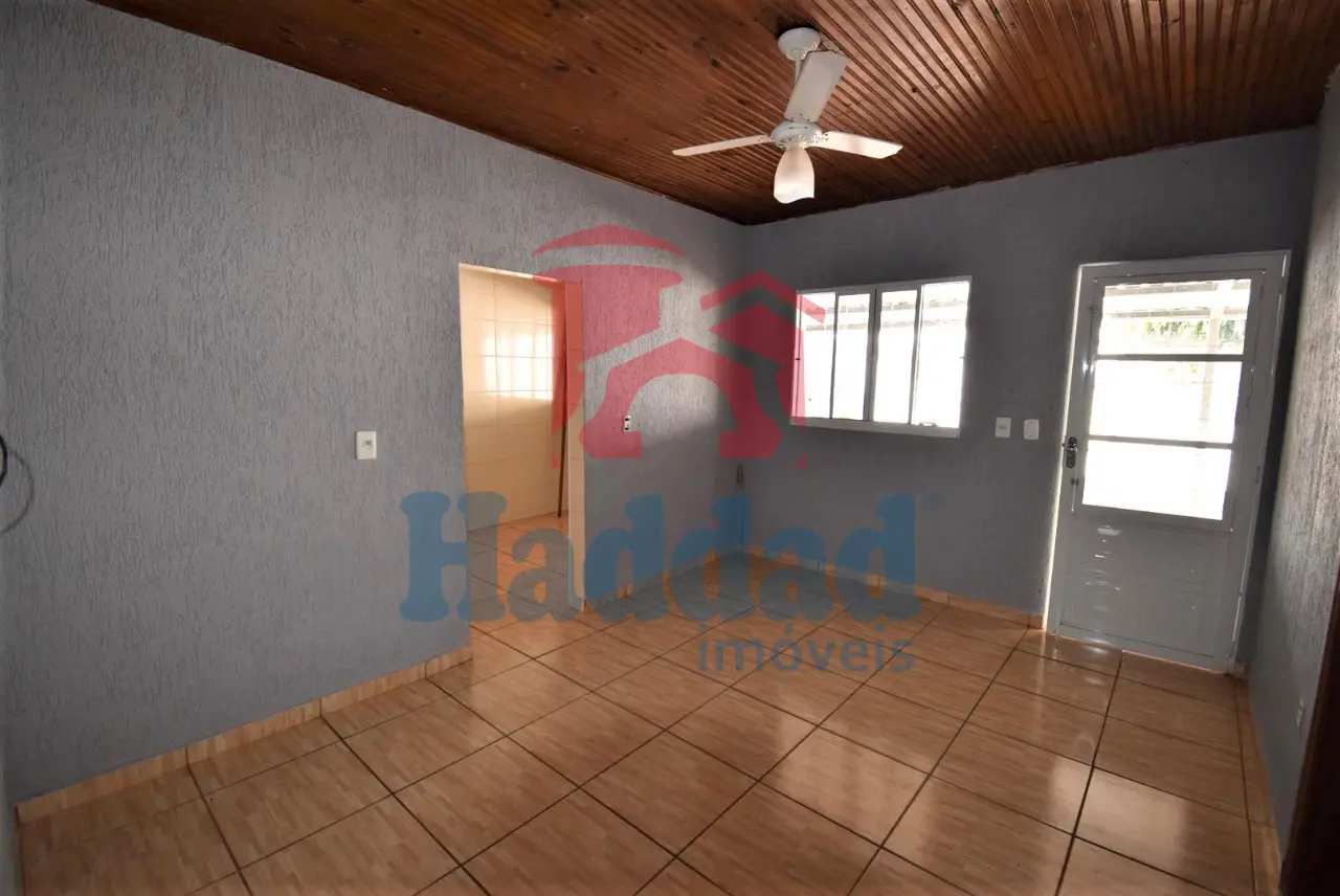 CASA A VENDA, DOIS DORMITÓRIOS Ref: 14291 - F13825M