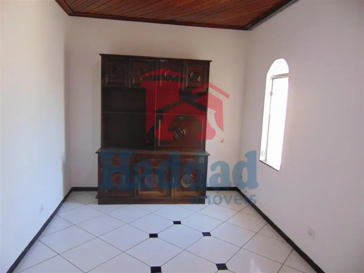 CASA FUNCIONAL TERRENO 215M², CONSTRUÍDA 160M² Ref: 15069 - DSC00133
