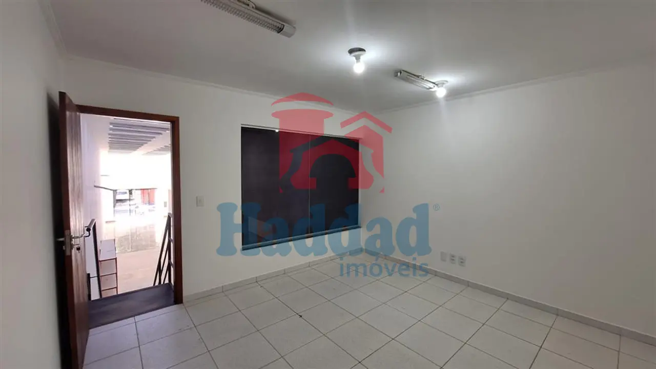 SALAO COMERCIAL PREMIUM NA PRINCIPAL RUA DE BIRIGUI, PÉ DIREITO ALTO, MEZANINO E DEPOSITO GIGANTE Ref: 15643 - 06