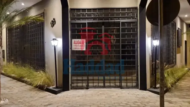 EXCELENTE SALÃO COMERCIAL EM LOCALIZAÇÃO ESTRATÉGICA Ref: 15655 - 01