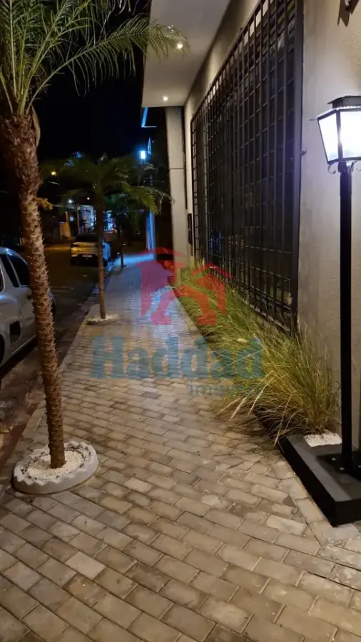 EXCELENTE SALÃO COMERCIAL EM LOCALIZAÇÃO ESTRATÉGICA Ref: 15655 - 05