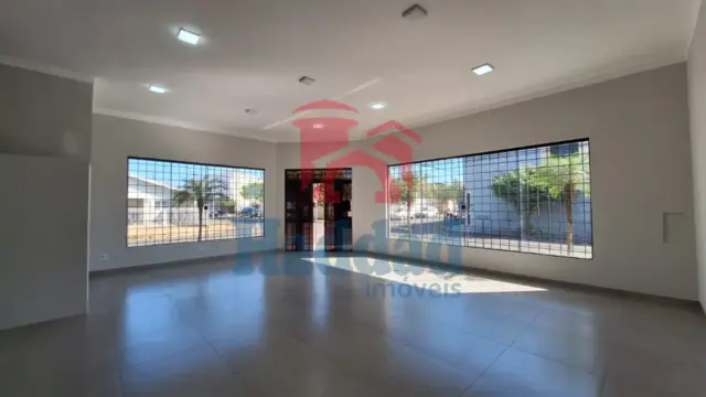 EXCELENTE SALÃO COMERCIAL EM LOCALIZAÇÃO ESTRATÉGICA Ref: 15655 - 05