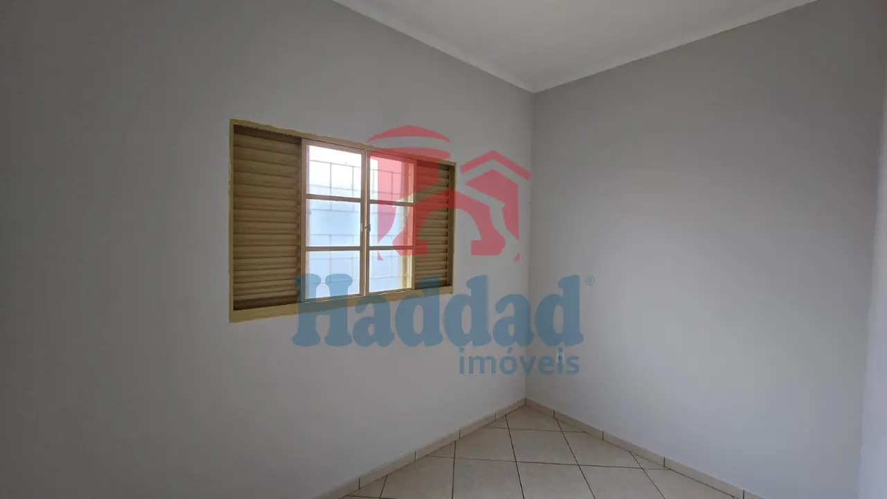 SUA PRIMEIRA CASA PRÓPRIA ESTÁ AQUI: CONFORTÁVEL E BEM LOCALIZADA! Ref: 8972 - 01 (10)