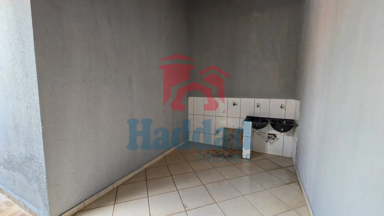 SUA PRIMEIRA CASA PRÓPRIA ESTÁ AQUI: CONFORTÁVEL E BEM LOCALIZADA! Ref: 8972 - 01 (3)
