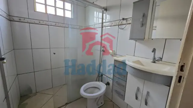 SUA PRIMEIRA CASA PRÓPRIA ESTÁ AQUI: CONFORTÁVEL E BEM LOCALIZADA! Ref: 8972 - 01 (8)