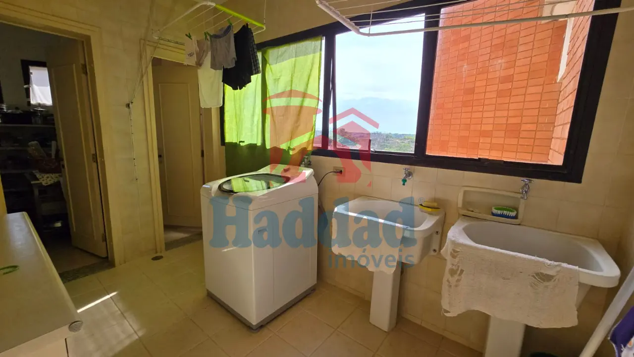 EXELENTE OPORTUNIDADE PARA QUEM BUSCA CONFORTO, SEGURANÇA E LOCALIZAÇÃO PRIVILEGIADA. Ref: 11614 - 01 (17)