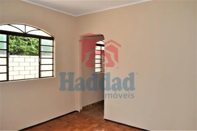 CASA ESQUINA PRIVILEGIADA EM POSIÇAO IDEAL PARA COMERCIO EM FRENTE A CONDOMINIO EM BIRIGUI Ref: 12634 - F09505J