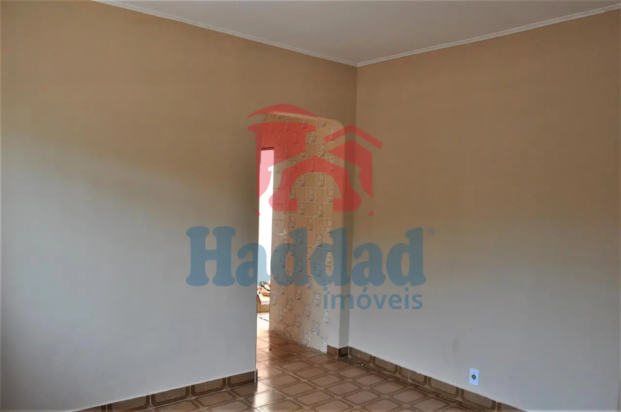 CASA ESQUINA PRIVILEGIADA EM POSIÇAO IDEAL PARA COMERCIO EM FRENTE A CONDOMINIO EM BIRIGUI Ref: 12634 - F09505L