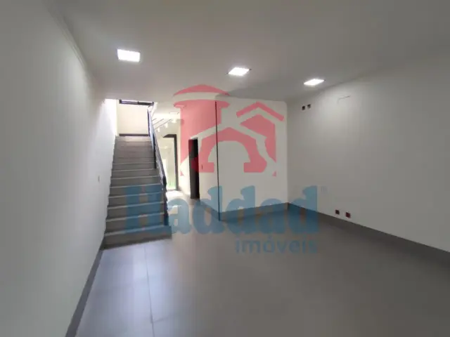 Excelente imóvel comercial com 405,76 m² de área construída, implantado em terreno de 342,00 m² Ref: 15225 - WhatsApp Image 2025-02-10 at 13