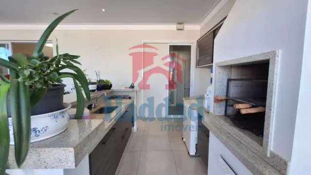 EXCELENTE RESIDÊNCIA COM SUÍTE MASTER, PLANEJADOS E ÁREA DE LAZER EXCLUSIVA CONDOMÍNIO DE ALTO PADRÃO Ref: 15641 - 14
