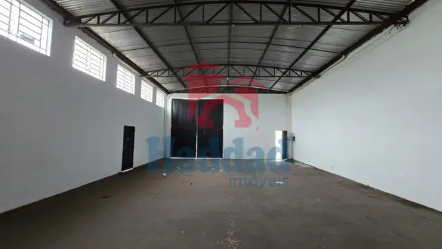 BARRACÃO PARA LOCAÇÃO E VENDA EM ÓTIMA LOCALIZAÇÃO Ref: 15666 - 1 (6)