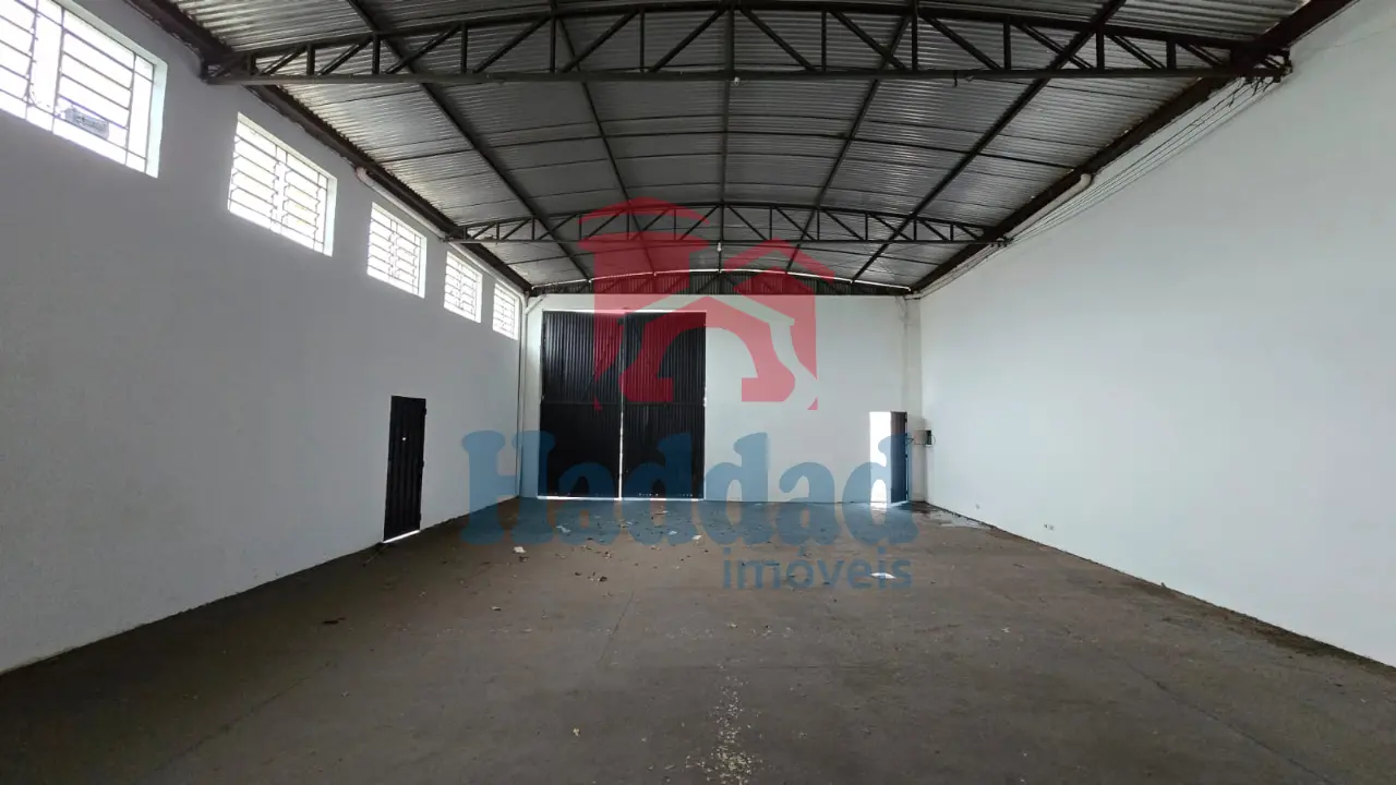 BARRACÃO PARA LOCAÇÃO E VENDA EM ÓTIMA LOCALIZAÇÃO Ref: 15666 - 1 (6)