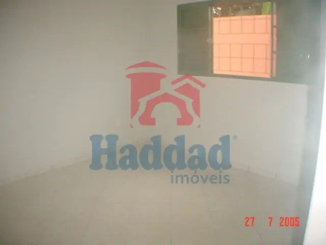 IMÓVEL COM OTIMA LOCALIZAÇÃO COM TRES DORMITÓRIOS Ref: 4367 - DSCF2199