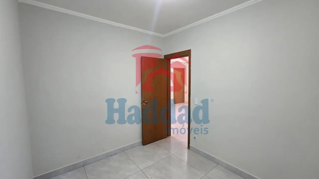 APARTAMENTO PRÓXIMO AO CENTRO Ref: 15660 - 001 (5)