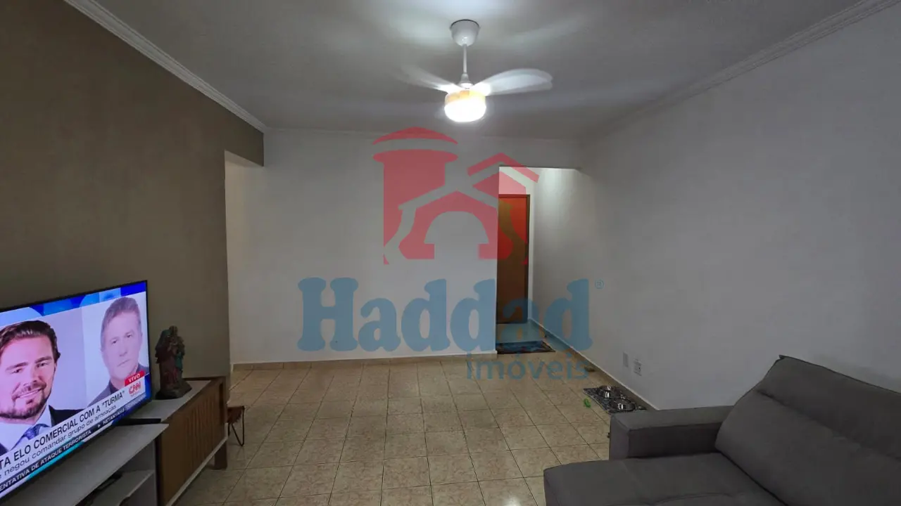 APARTAMENTO EM AREA CENTRAL Ref: 15667 - 001