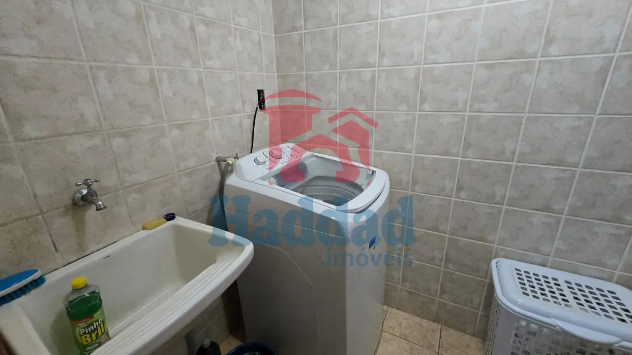 APARTAMENTO EM AREA CENTRAL Ref: 15667 - 004