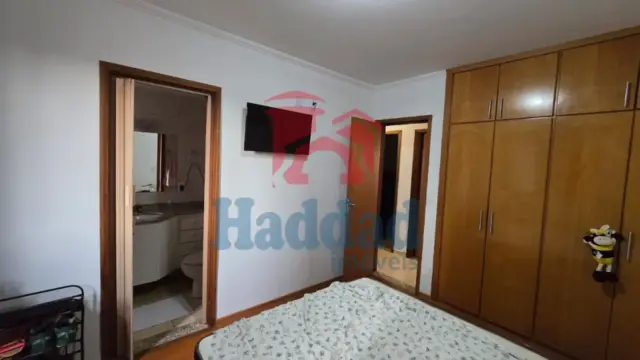APARTAMENTO EM AREA CENTRAL Ref: 15667 - 005