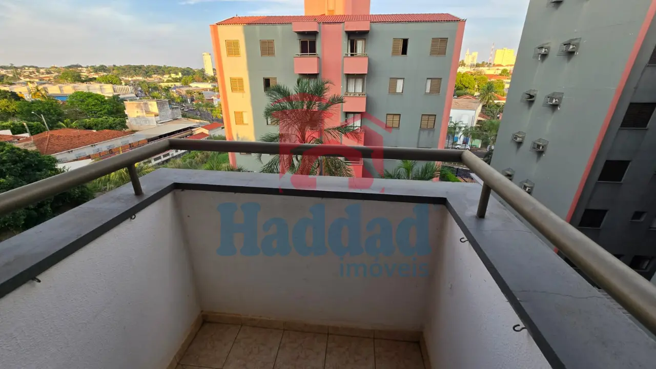 APARTAMENTO EM AREA CENTRAL Ref: 15667 - 010