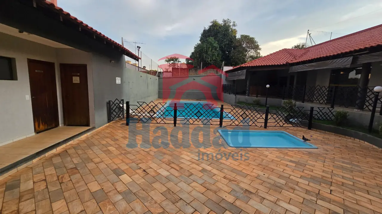 APARTAMENTO EM AREA CENTRAL Ref: 15667 - 014