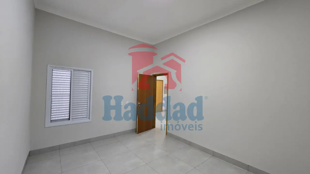 CASA NOVA EM ÓTIMA LOCALIZAÇÃO. Ref: 15675 - 001 (2)